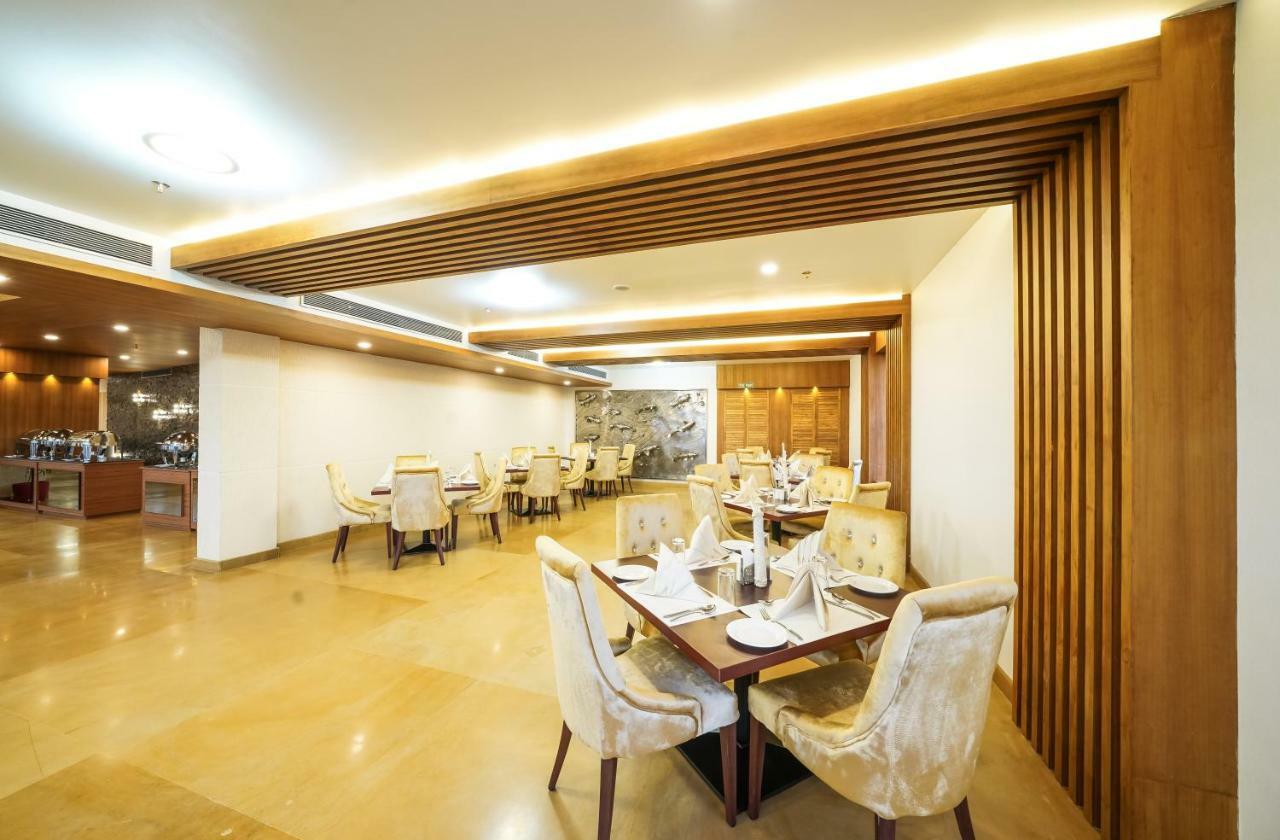 Kpm Tripenta Hotel Kozhikode Exterior photo